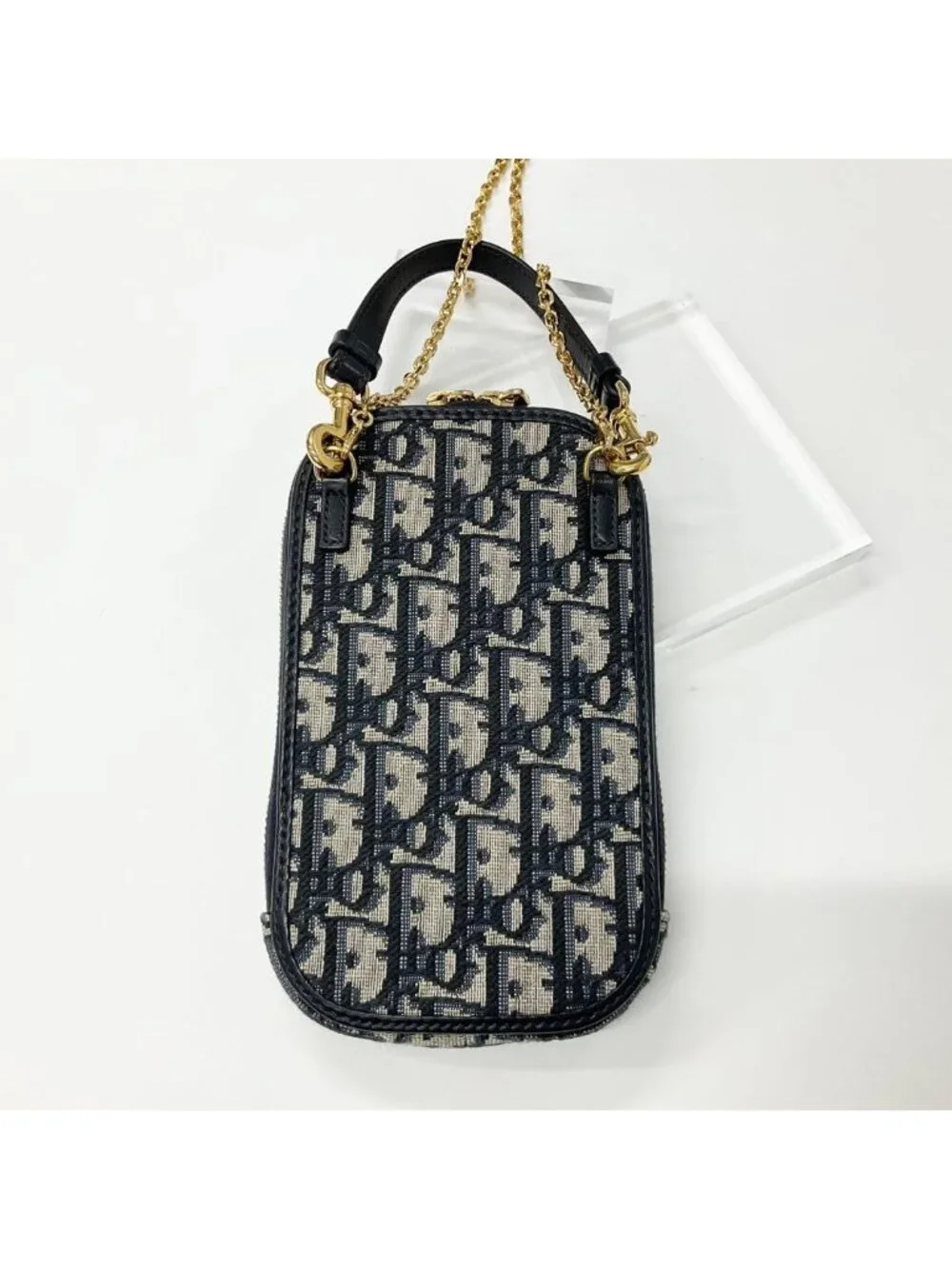 Dior 30 Montaigne Handbag